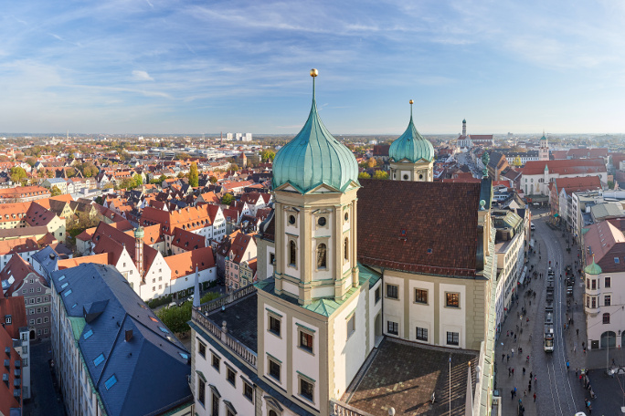 Bird's eye view of the city of Augsburg.