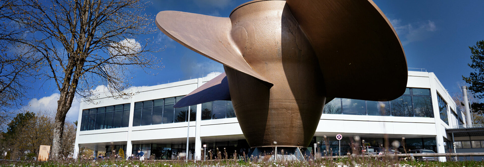 Kaplan turbine in front of buildings