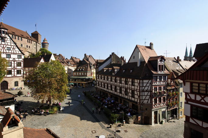 Bird's eye view of theTiergärtnertor Square in Nürnberg.